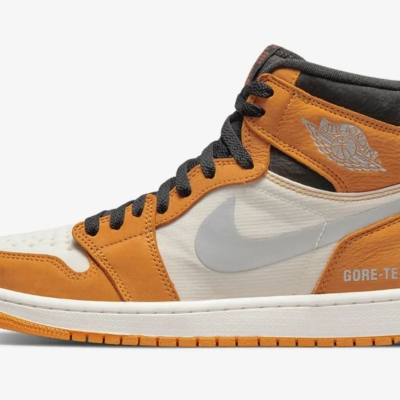 Nike Air Jordan 1 High Element Gore-Tex Light Curry DB2889 700 - Picture 2 of 8